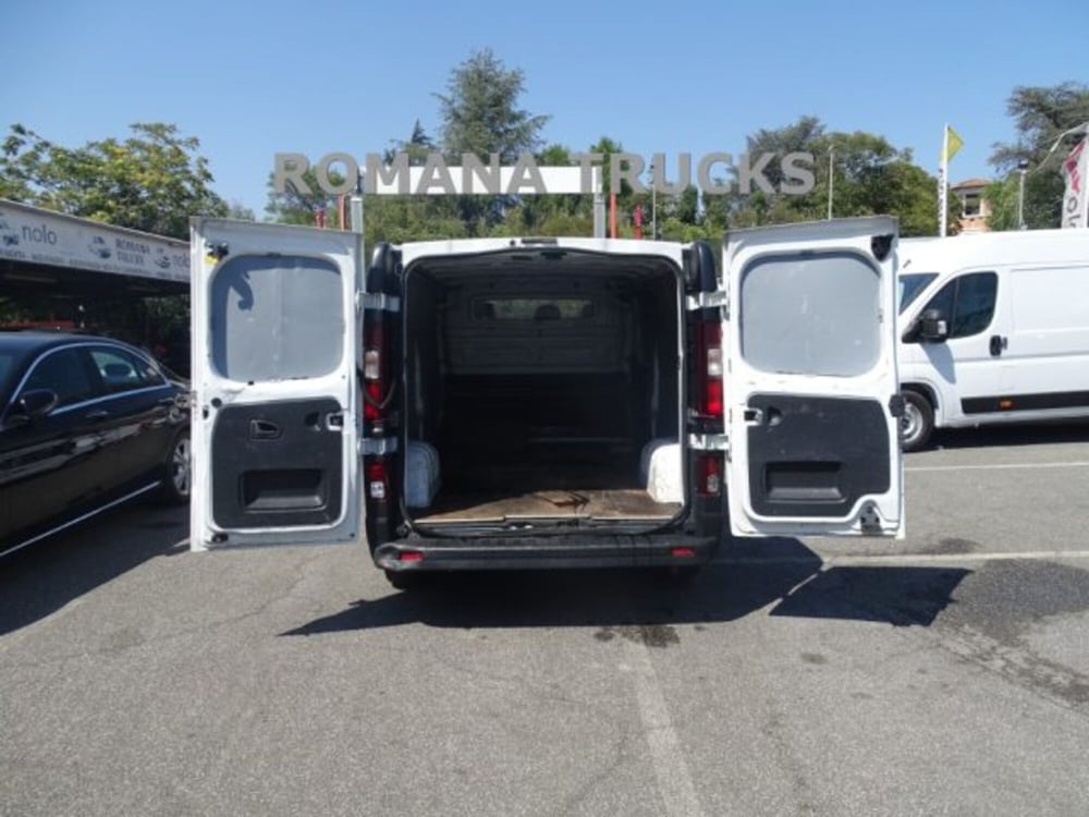 Opel Vivaro Furgone usata a Roma (7)