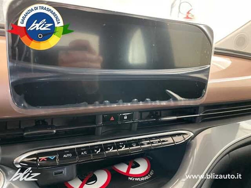 Fiat 500e Cabrio nuova a Udine (11)