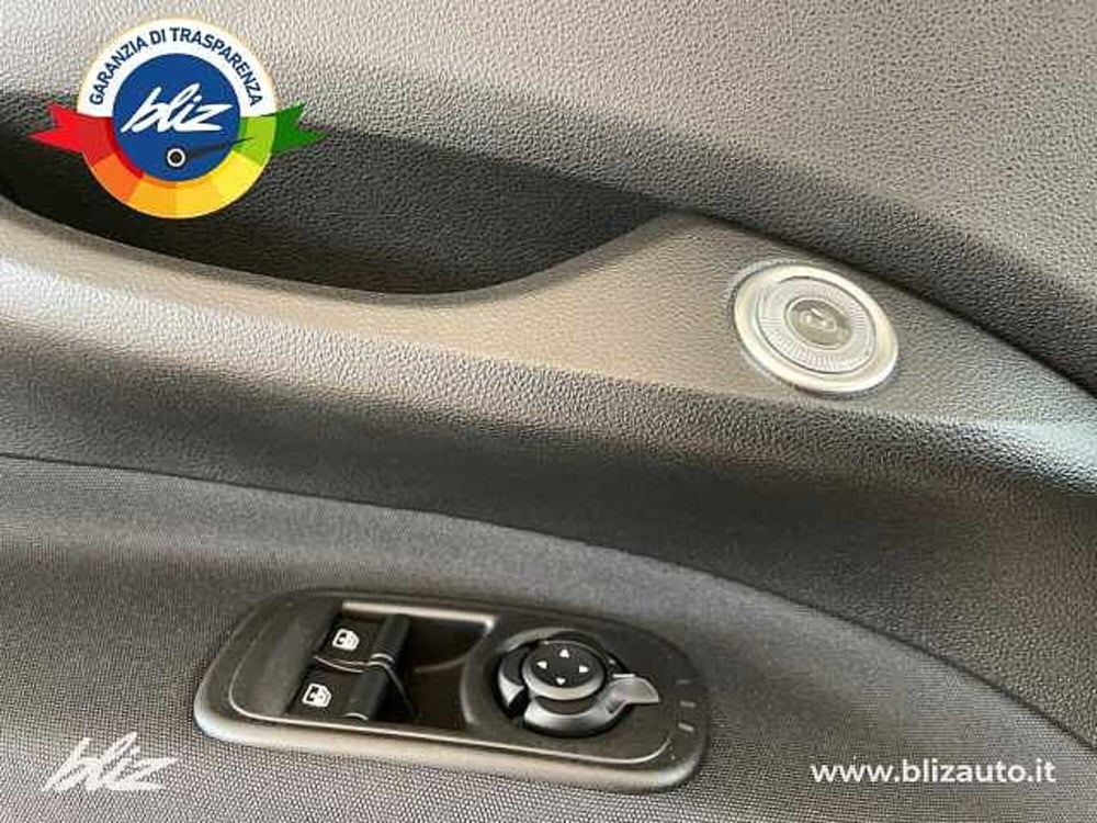 Fiat 500e Cabrio nuova a Udine (16)