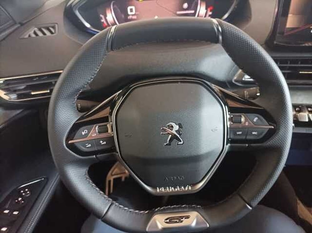 Peugeot 3008 nuova a Salerno (11)