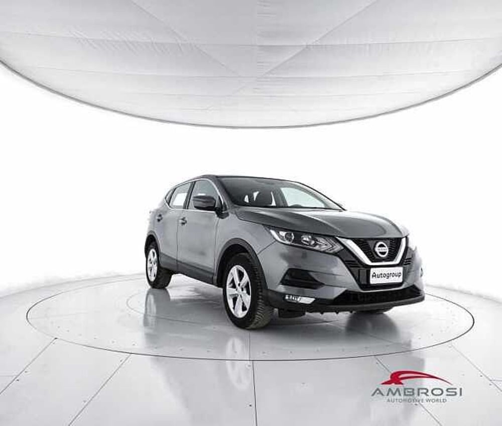 Nissan Qashqai usata a Viterbo (2)