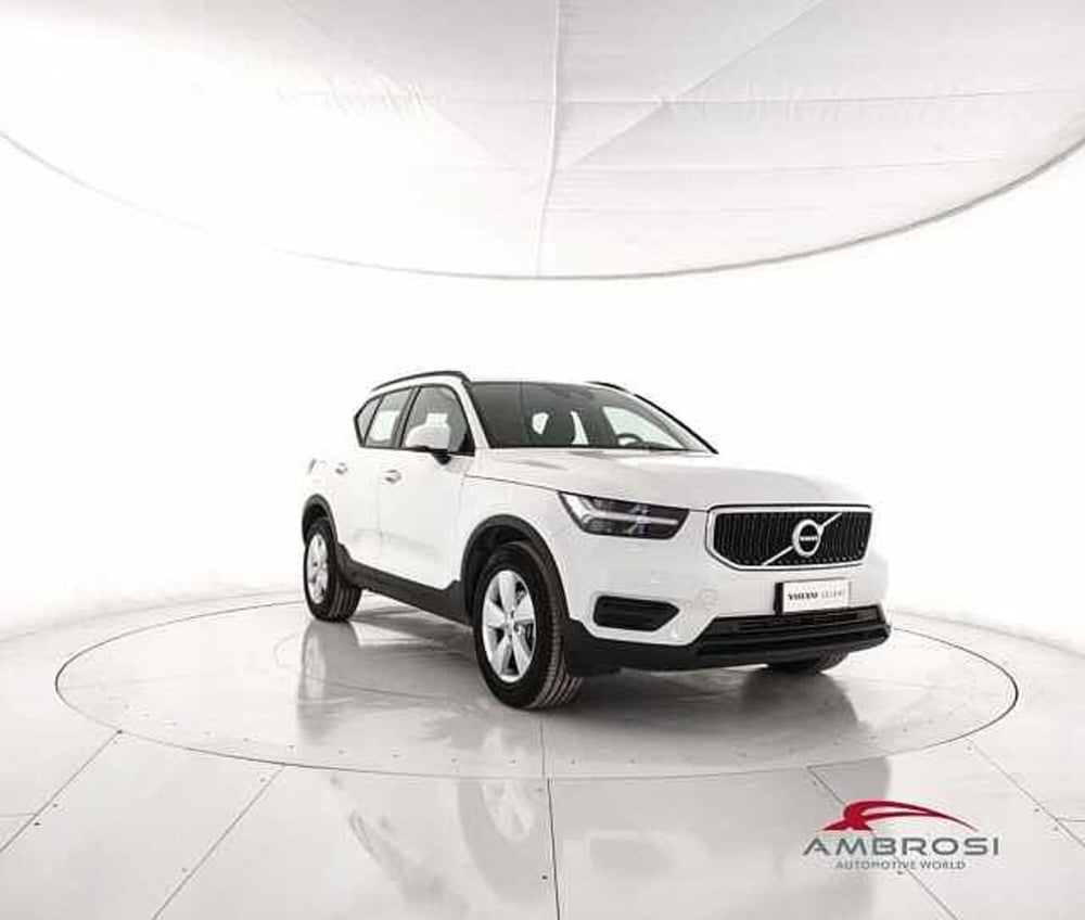 Volvo XC40 usata a Viterbo (2)