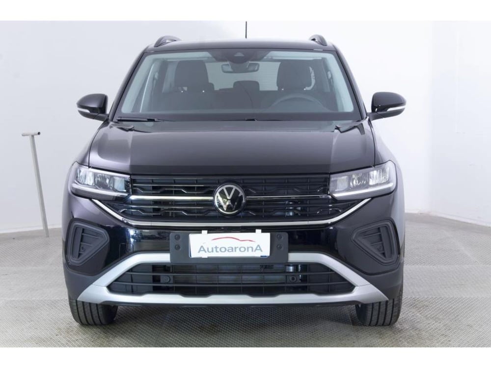 Volkswagen T-Cross nuova a Novara (4)