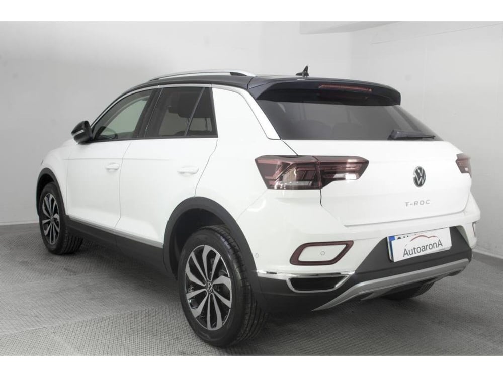 Volkswagen T-Roc nuova a Novara (6)