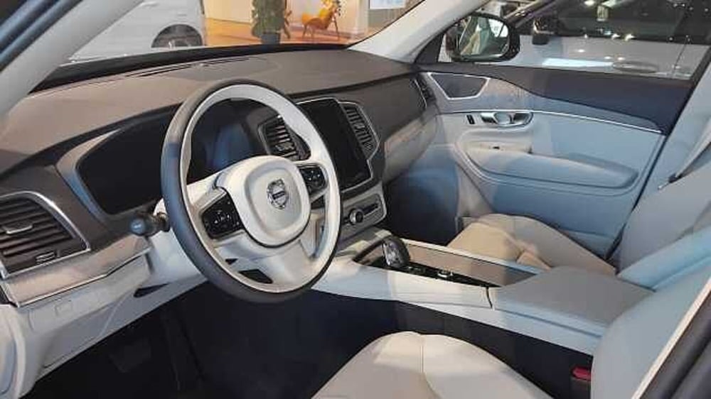 Volvo XC90 nuova a Milano (15)