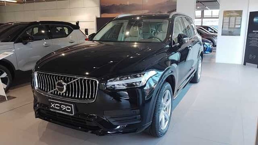 Volvo XC90 nuova a Milano (5)