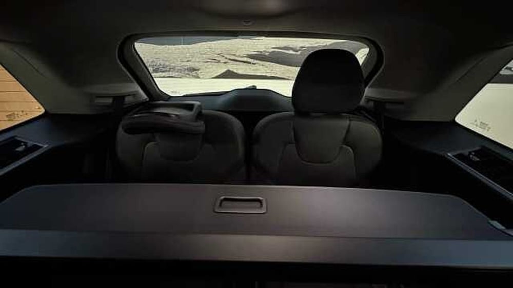 Volvo XC90 nuova a Milano (14)