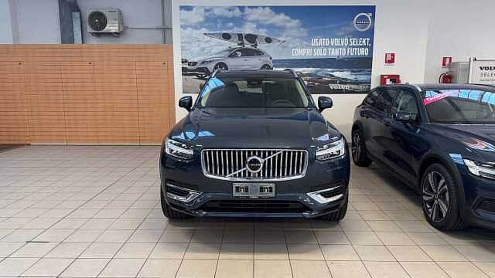 Volvo XC90 nuova a Milano (5)