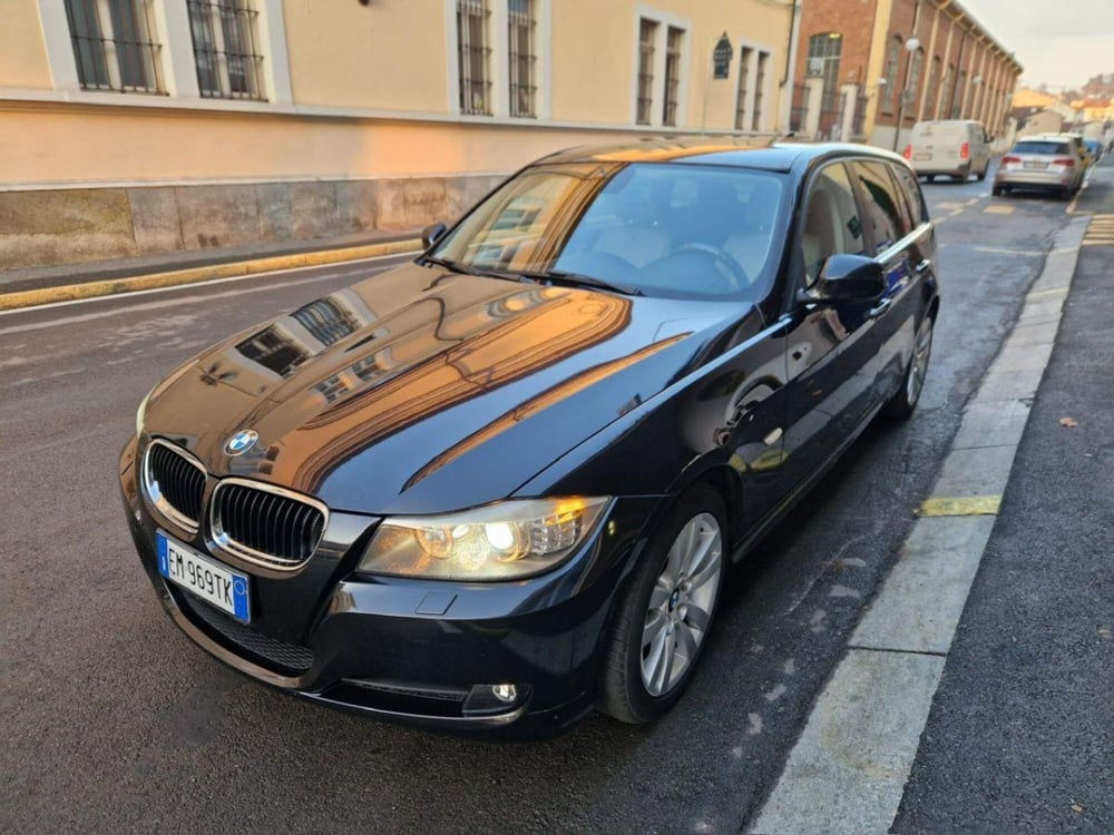 BMW Serie 3 Touring usata a Cuneo