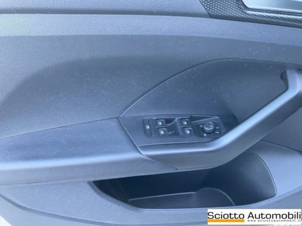 Volkswagen T-Cross usata a Messina (12)