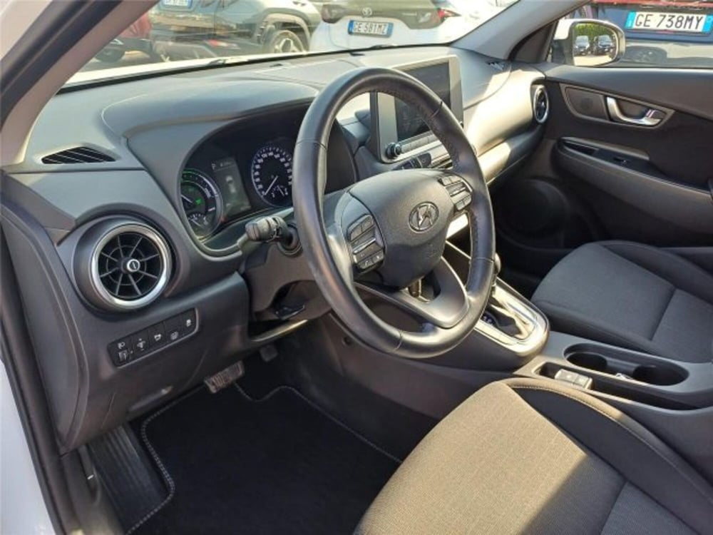 Hyundai Kona usata a Bari (10)