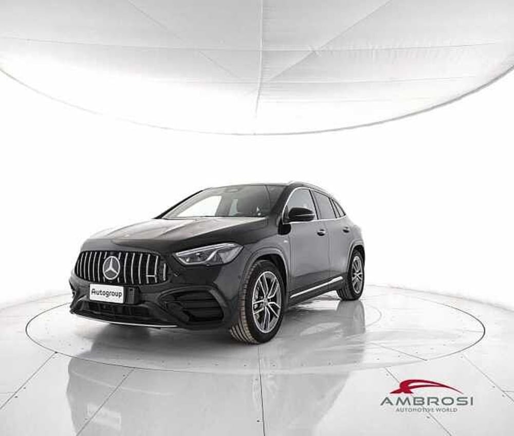 Mercedes-Benz GLA SUV usata a Viterbo