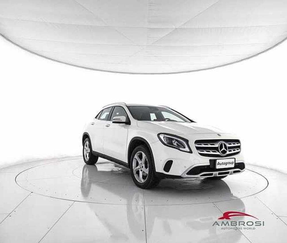 Mercedes-Benz GLA SUV usata a Viterbo (2)