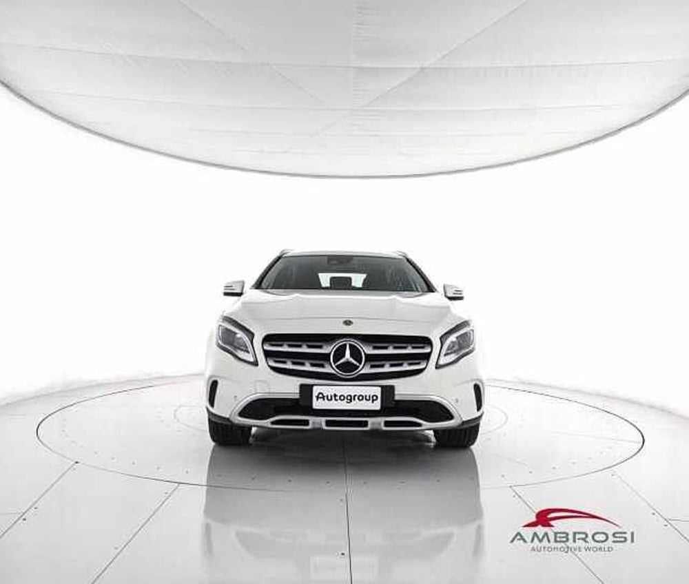 Mercedes-Benz GLA SUV usata a Viterbo (5)