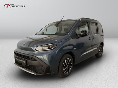 Toyota Proace City Verso City Verso 1.2P 110cv S&amp;S L1 D Executive nuova a Monza