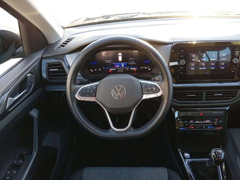 Volkswagen T-Cross usata a Modena (12)