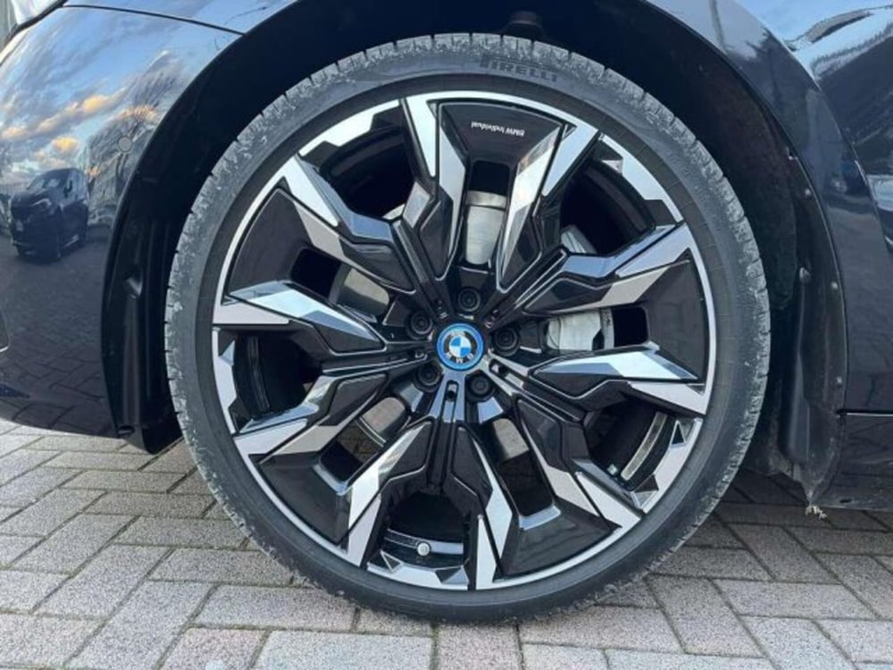 BMW i5 Touring usata a Alessandria (9)