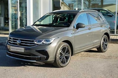 Volkswagen Tiguan 2.0 TDI 150 CV SCR DSG 4MOTION Elegance del 2023 usata a Rovigo