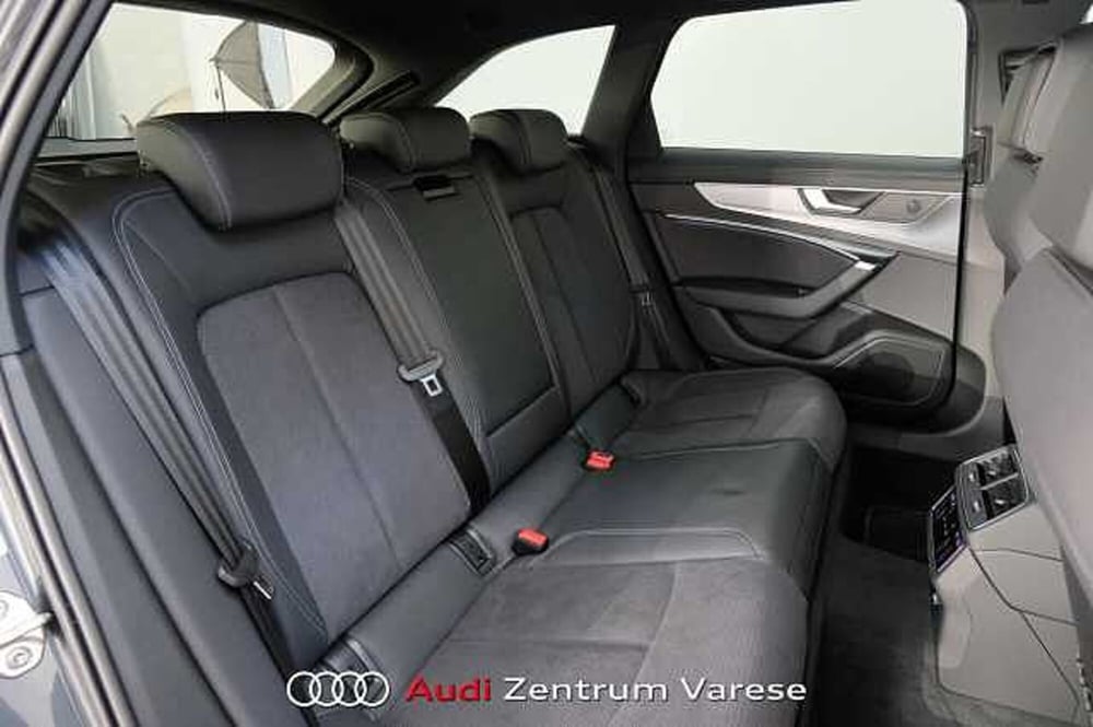 Audi A6 Avant nuova a Varese (7)