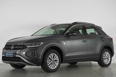 Volkswagen T-Roc 1.5 tsi Life dsg del 2023 usata a Lipomo