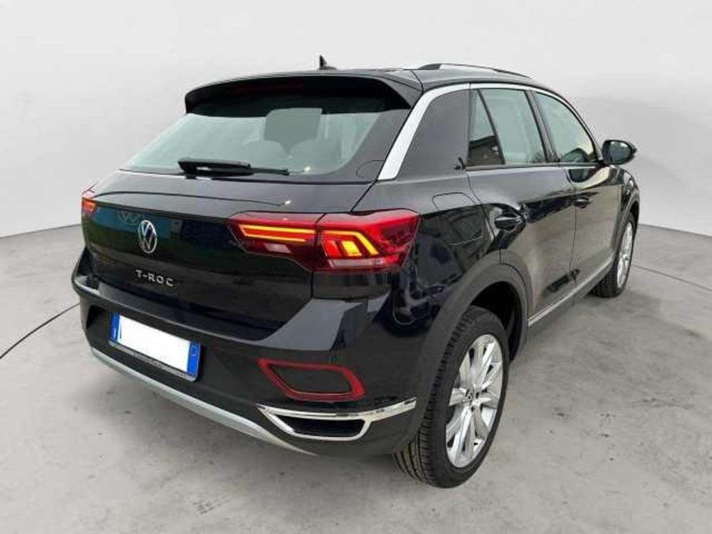 Volkswagen T-Roc nuova a Avellino (6)