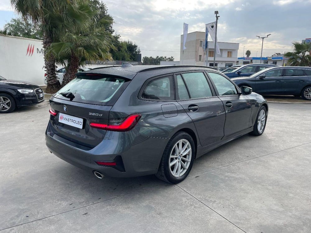 BMW Serie 3 Touring usata a Lecce (10)