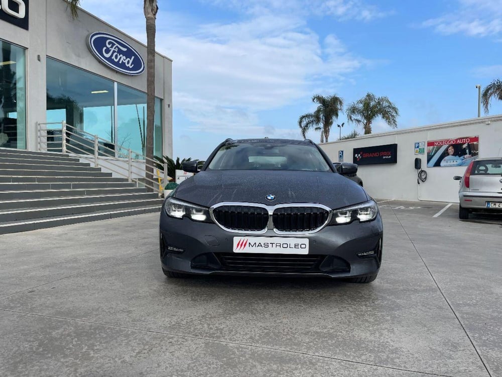 BMW Serie 3 Touring usata a Lecce (6)