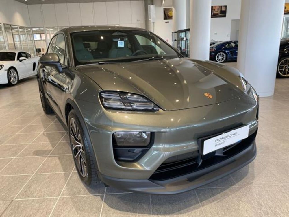 Porsche Macan nuova a Livorno (3)