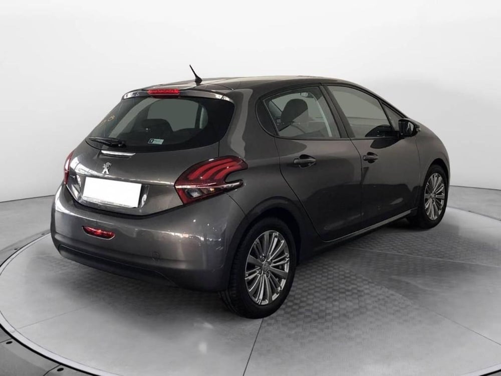 Peugeot 208 usata a Torino (4)