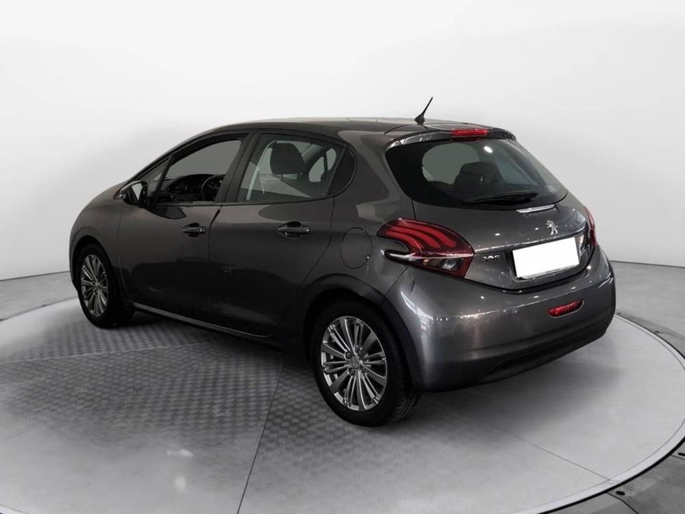 Peugeot 208 usata a Torino (6)