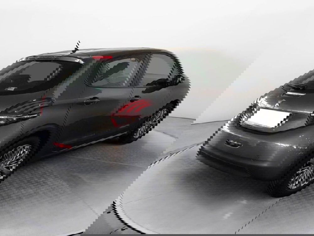 Peugeot 208 usata a Torino (4)