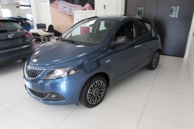 Lancia Ypsilon 1.0 FireFly 5 porte S&amp;S Hybrid Gold Plus del 2024 usata a Rho