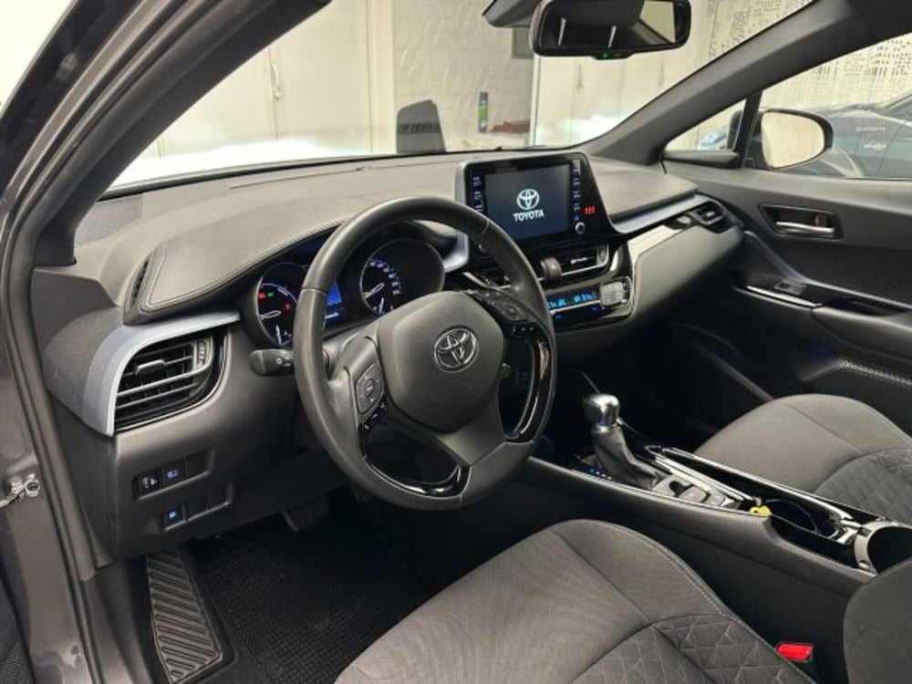 Toyota Toyota C-HR usata a Cuneo (10)