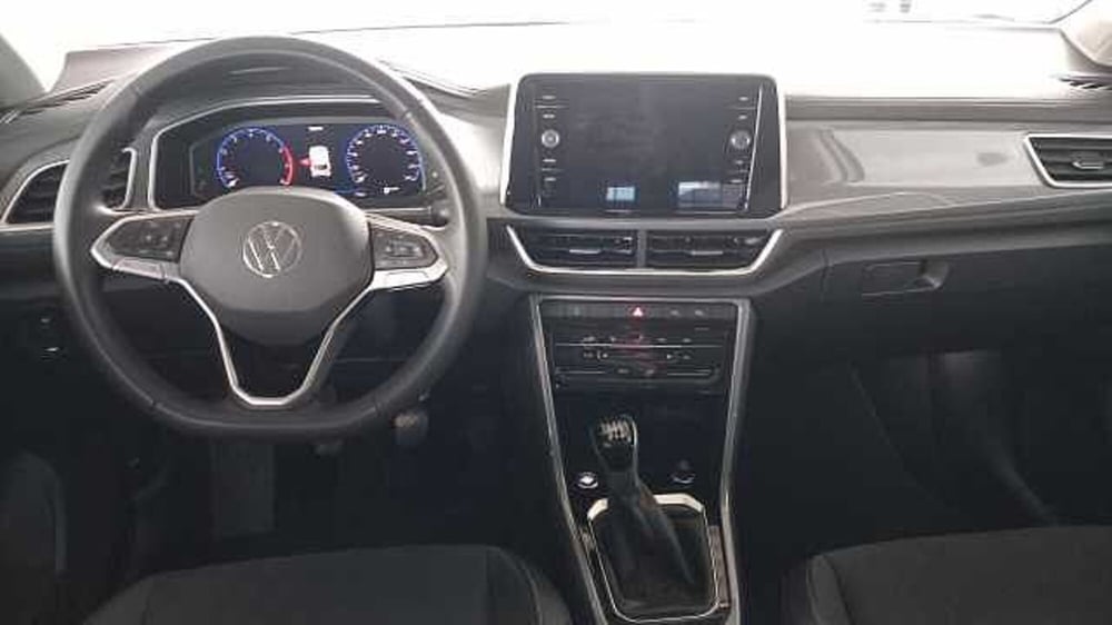 Volkswagen T-Roc nuova a Barletta-Andria-Trani (10)