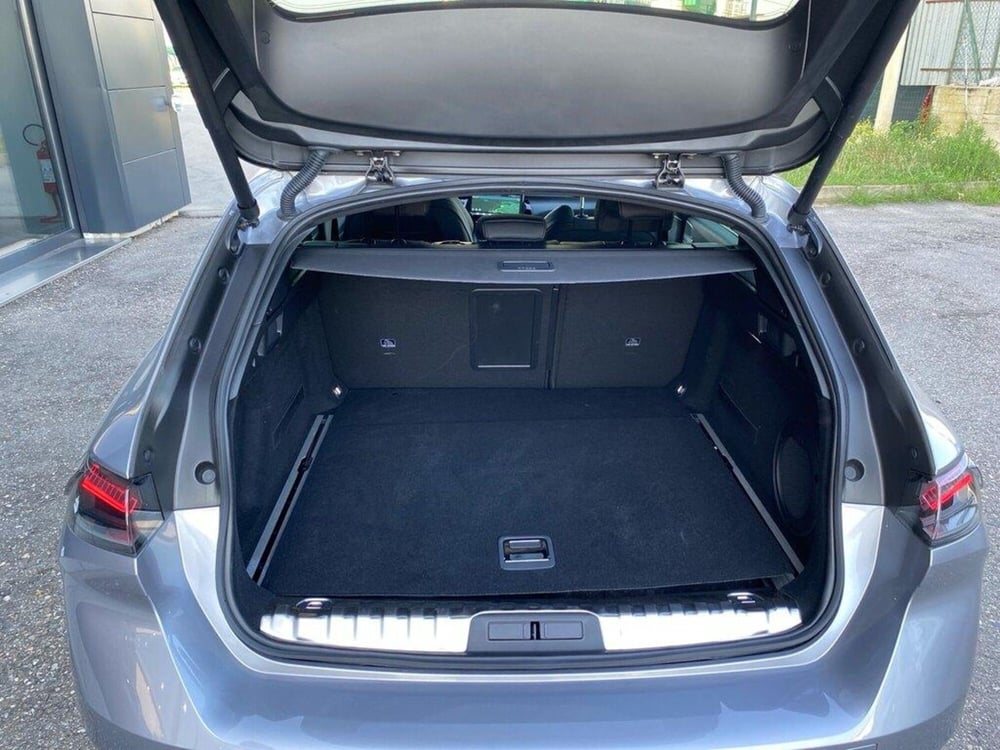 Peugeot 508 SW usata a Torino (9)