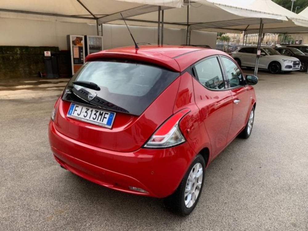 Lancia Ypsilon usata a Trapani (4)