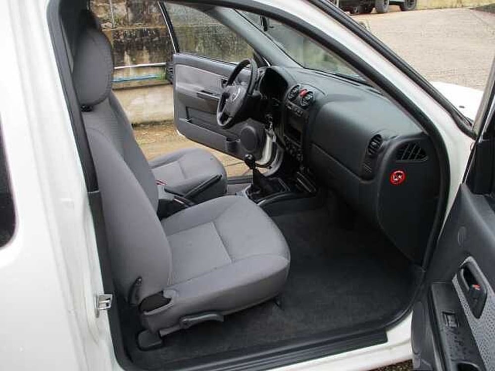 Isuzu D-Max Pick-up usata a Roma (11)