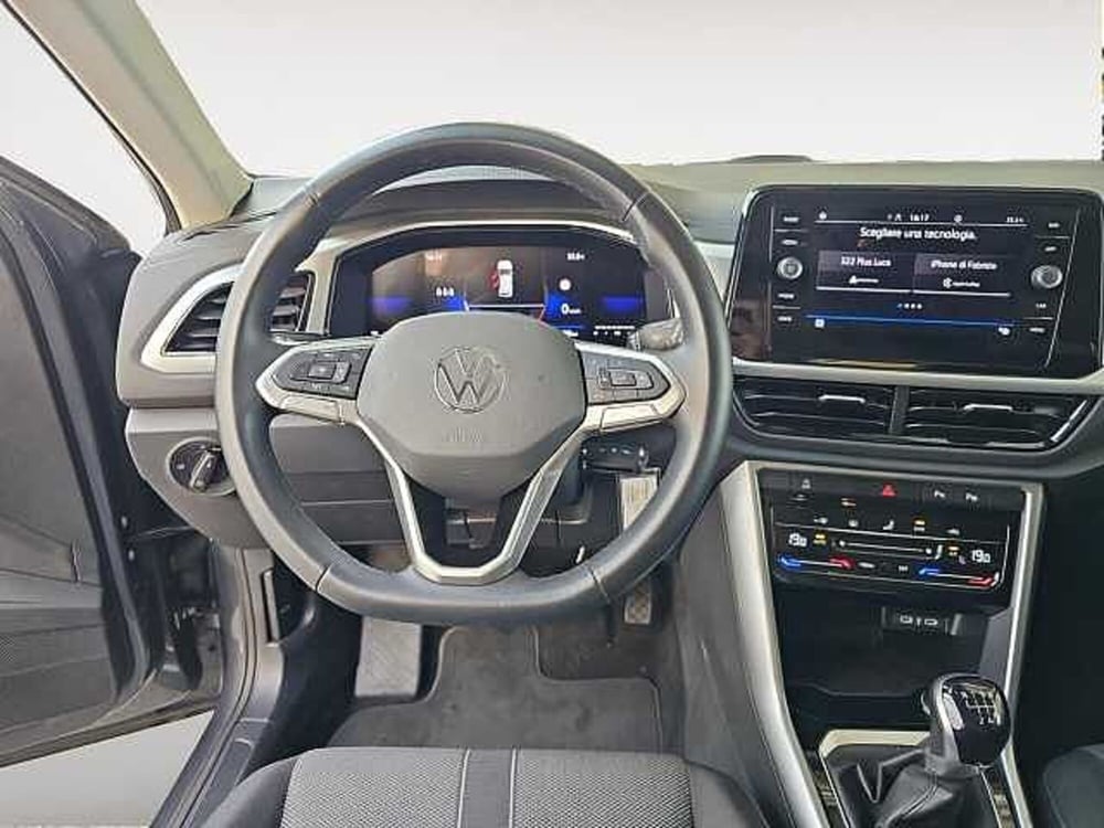 Volkswagen T-Roc usata a Lecco (9)