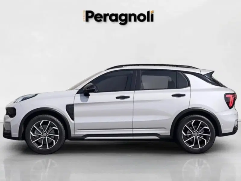 Lynk & Co 01 nuova a Firenze (8)