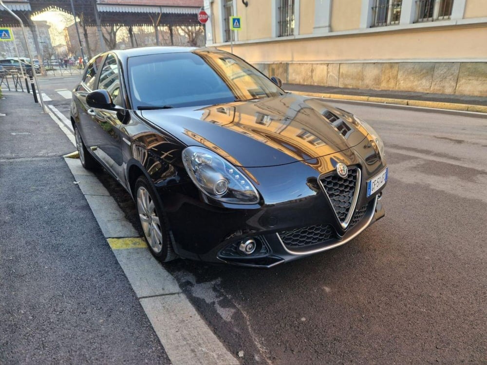 Alfa Romeo Giulietta usata a Cuneo (3)