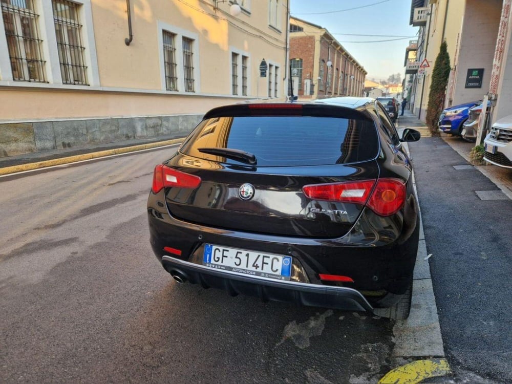 Alfa Romeo Giulietta usata a Cuneo (9)