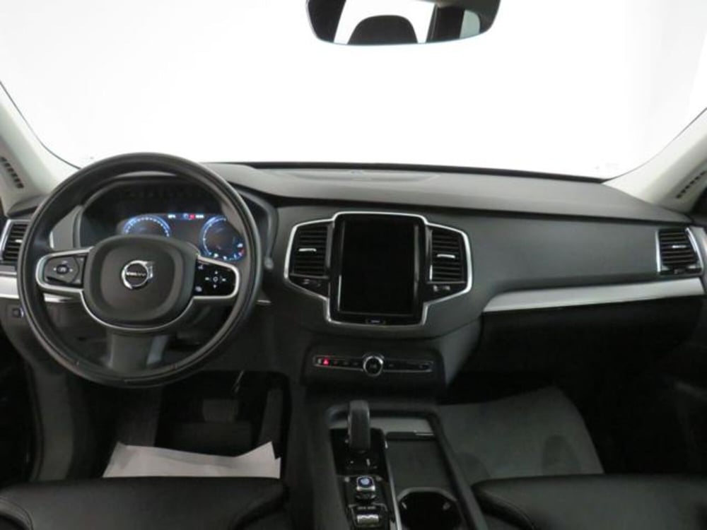 Volvo XC90 usata a Como (9)