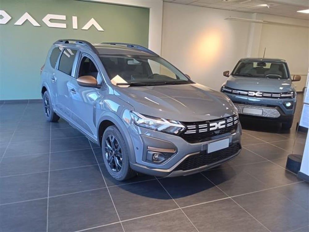 Dacia Jogger nuova a Torino (3)