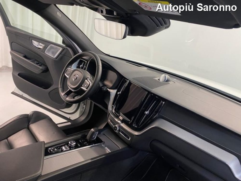 Volvo XC60 usata a Varese (8)