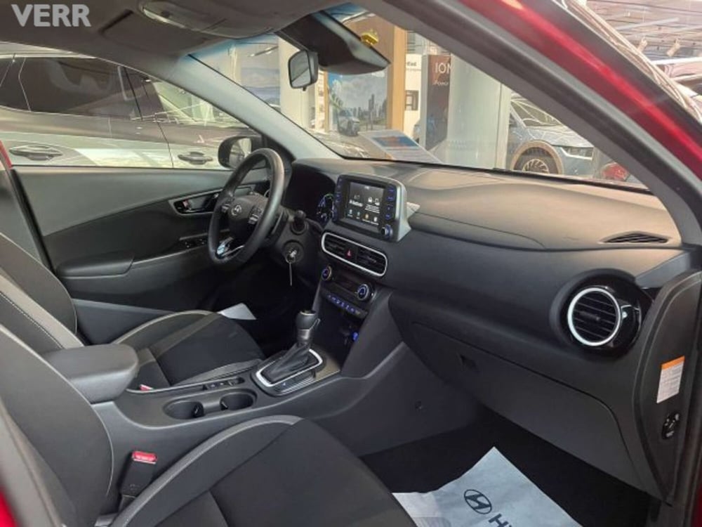 Hyundai Kona usata a Milano (8)