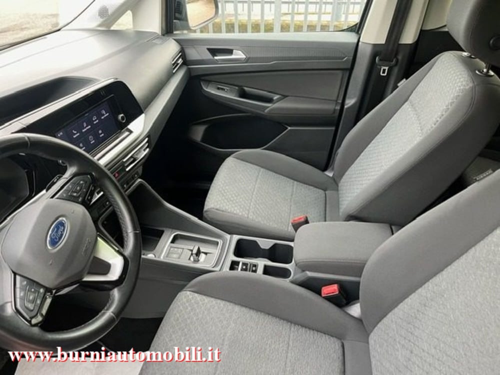 Ford Tourneo Connect usata a Milano (11)