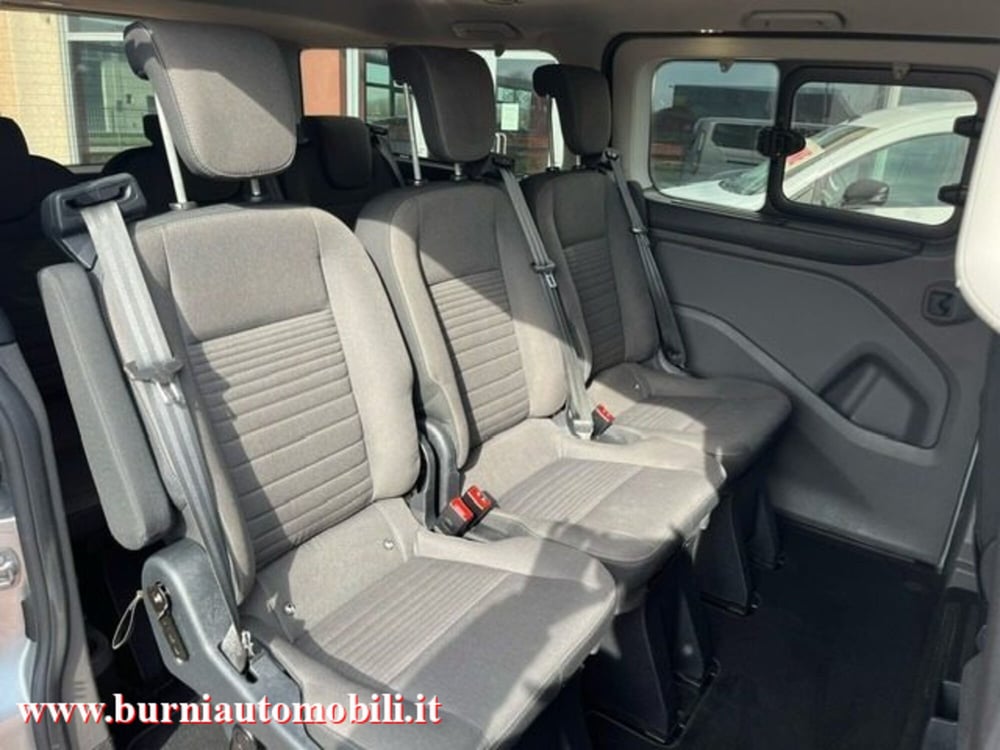 Ford Tourneo Custom usata a Milano (12)