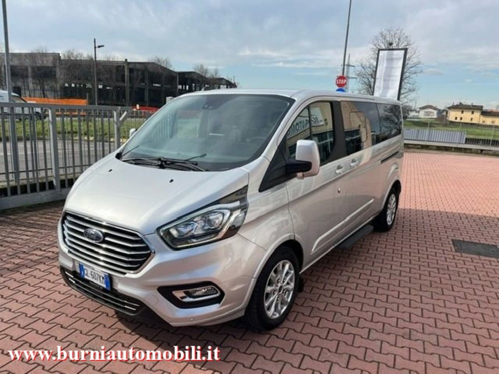 Ford Tourneo Custom usata a Milano (16)