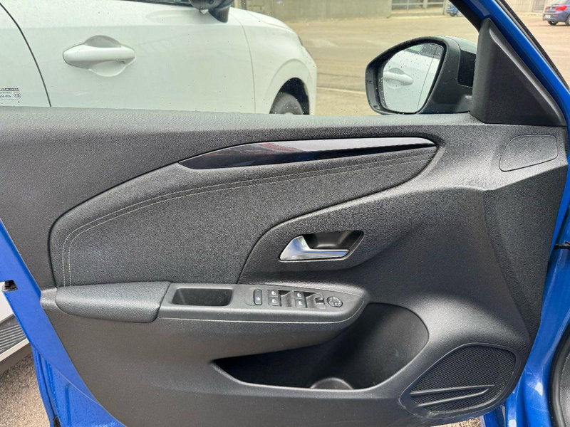 Opel Corsa usata a Lecce (15)