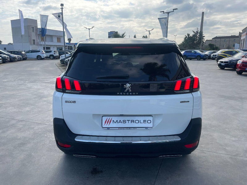 Peugeot 5008 usata a Lecce (14)